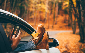 voiture en automne