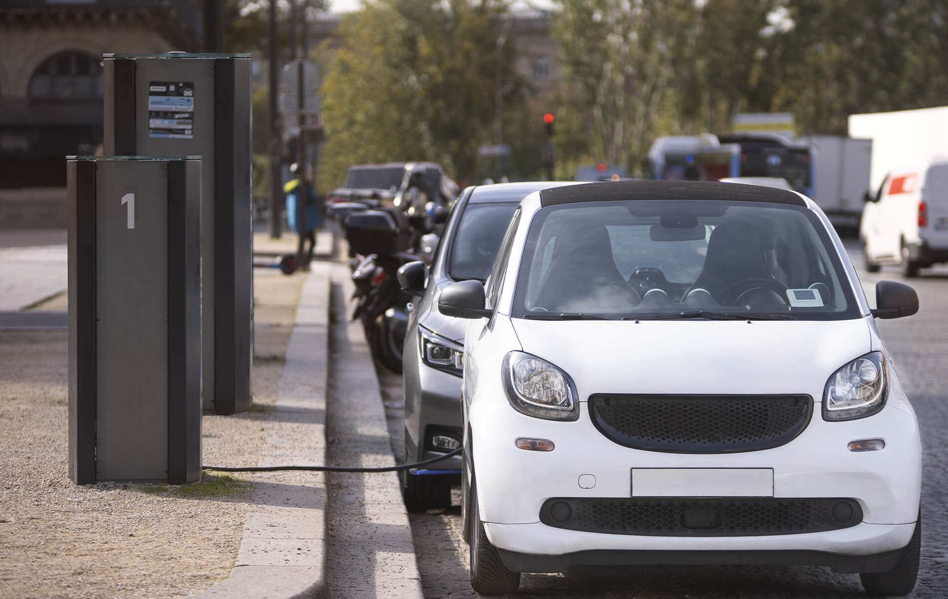 voiture garée dans la rue