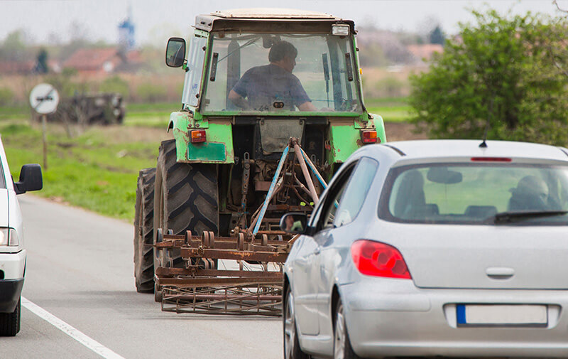 tracteur sur la route