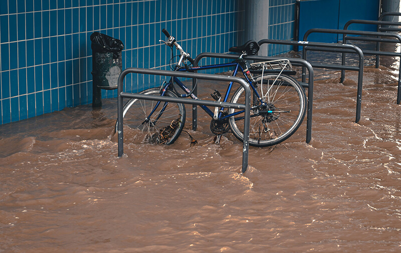 velo inondation catastrophe naturelle